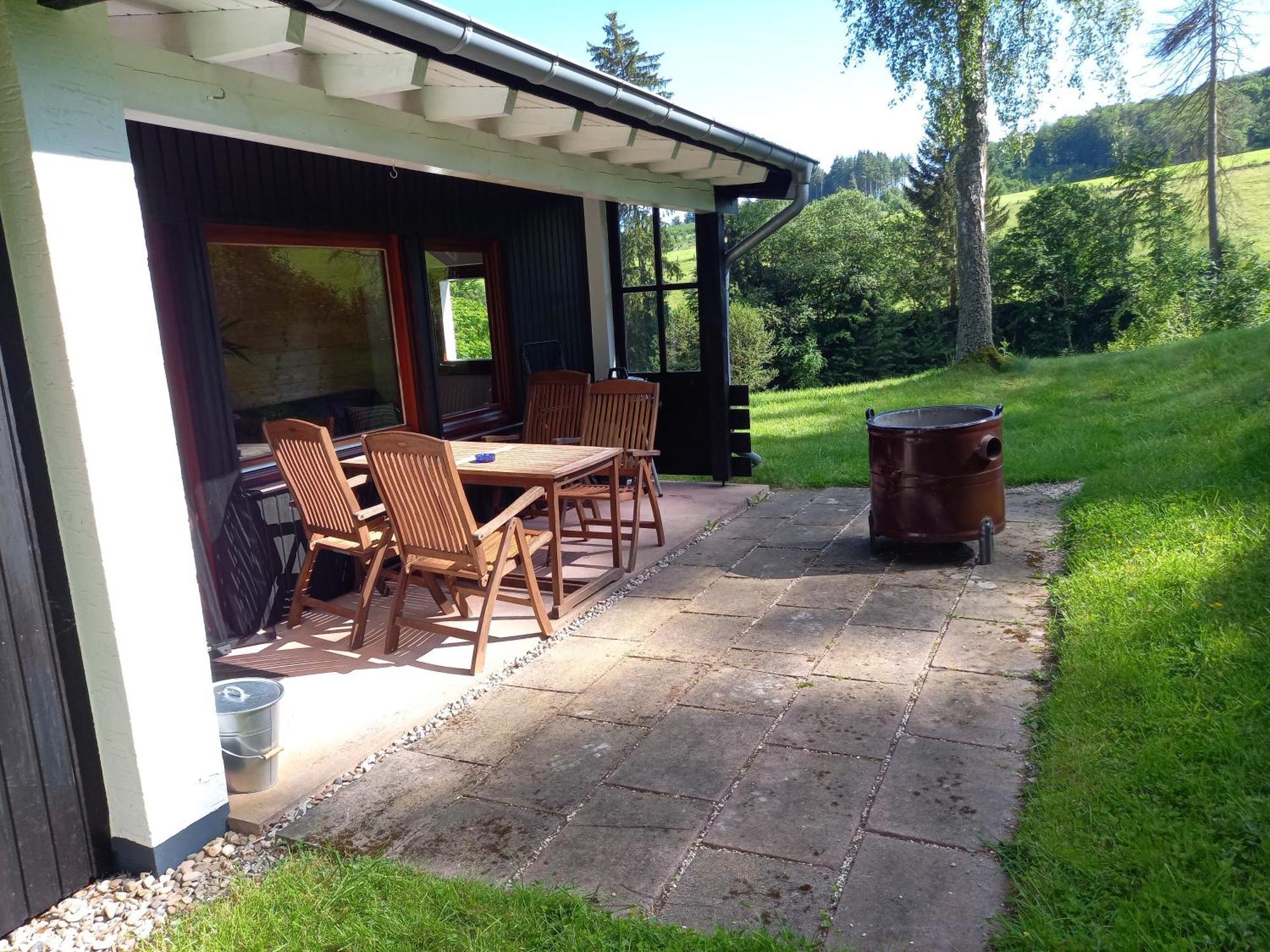 Explorer'S Lodge & Camping Helminghausen Esterno foto